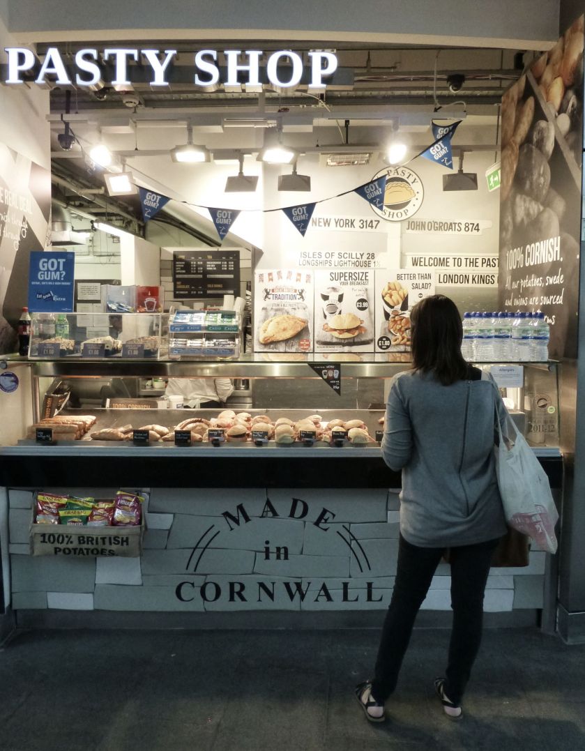 Getting Around in London | The Alternative Atlas