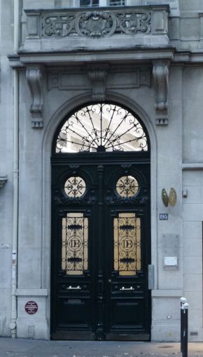 The Alternative Atlas | Door of Paris