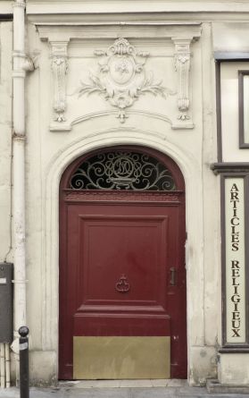 The Alternative Atlas | Door of Paris