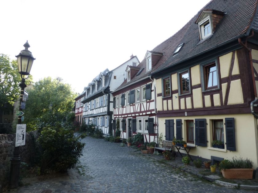 Frankfurt Photo Tour | The Alternative Atlas