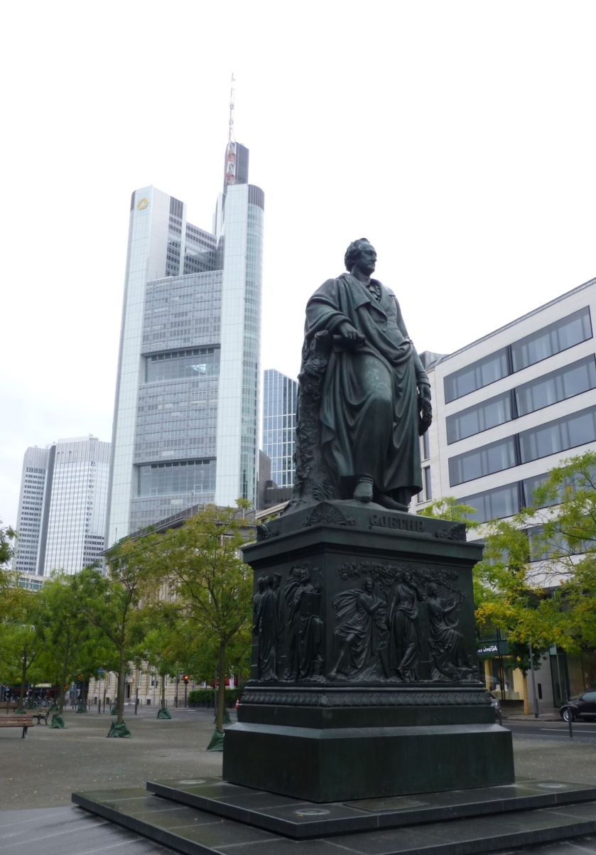 Frankfurt Photo Tour | The Alternative Atlas